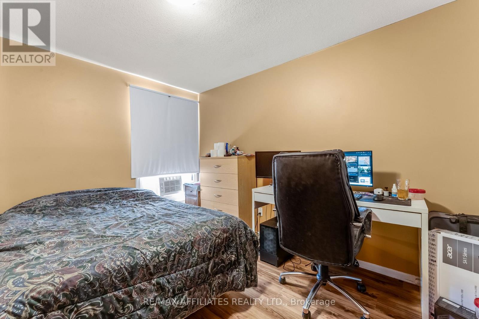 2101 Eric Crescent