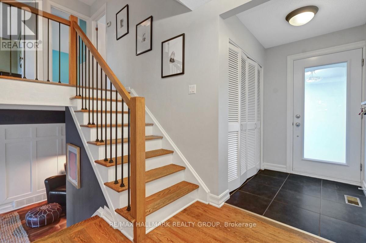 599 Duff Crescent