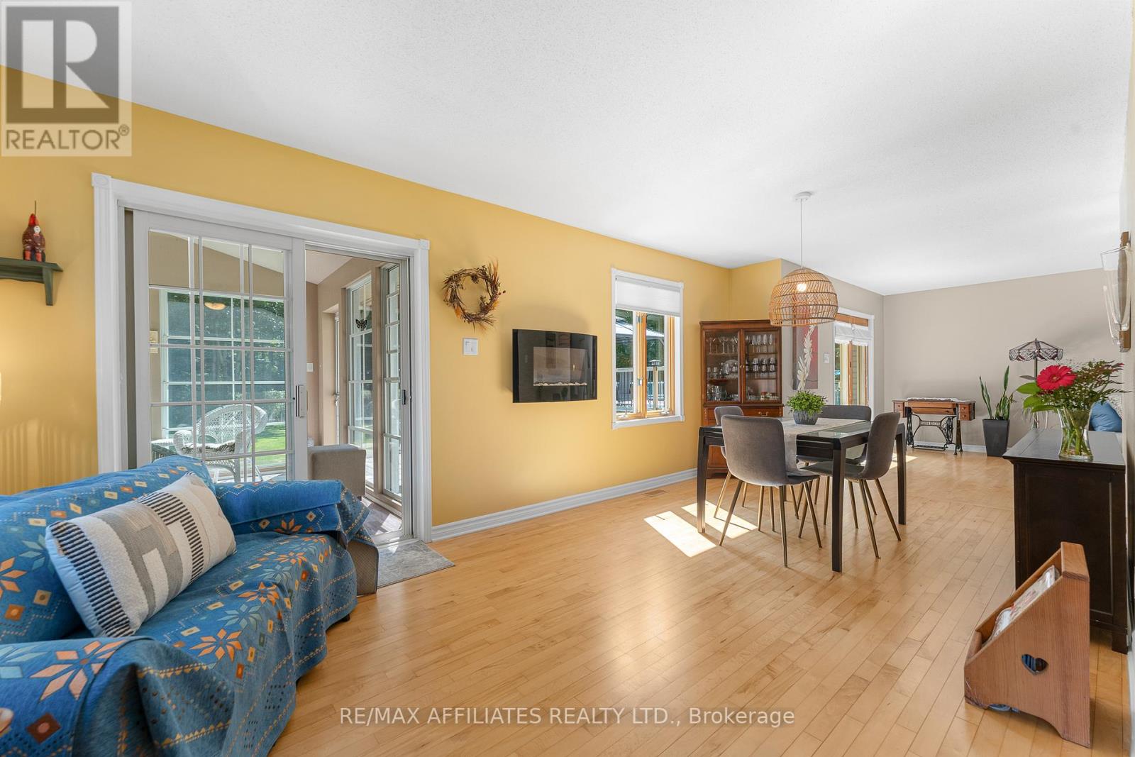 355 Riverwood Drive