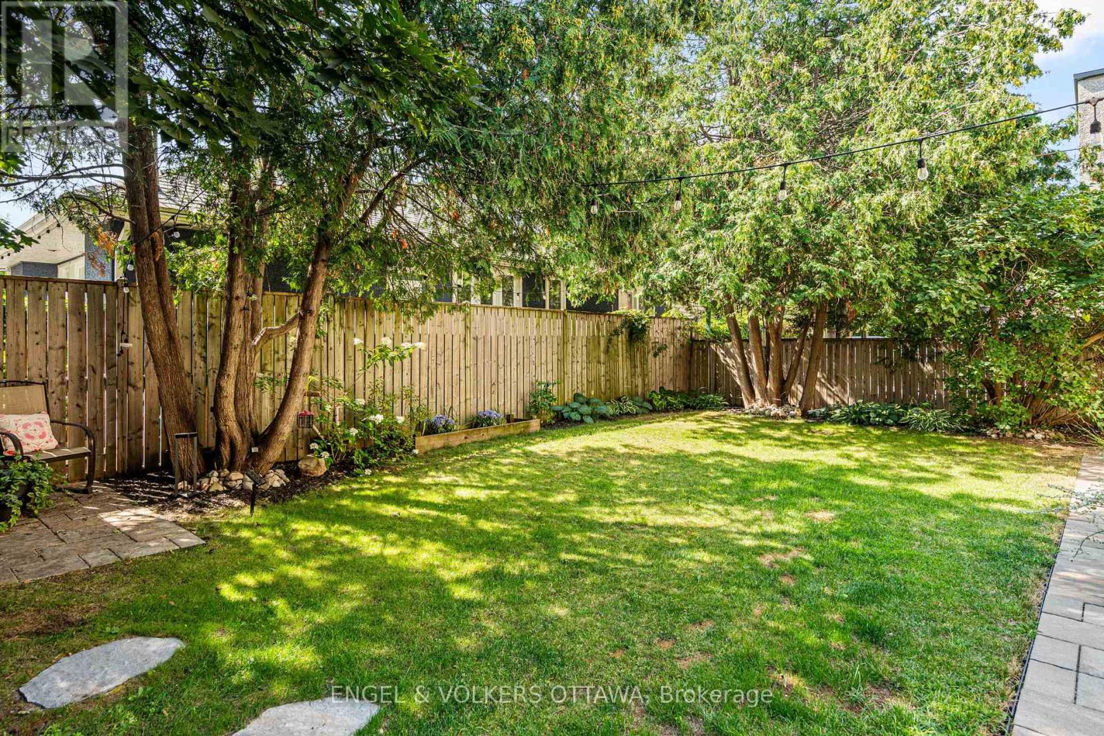 14 Cameron Avenue