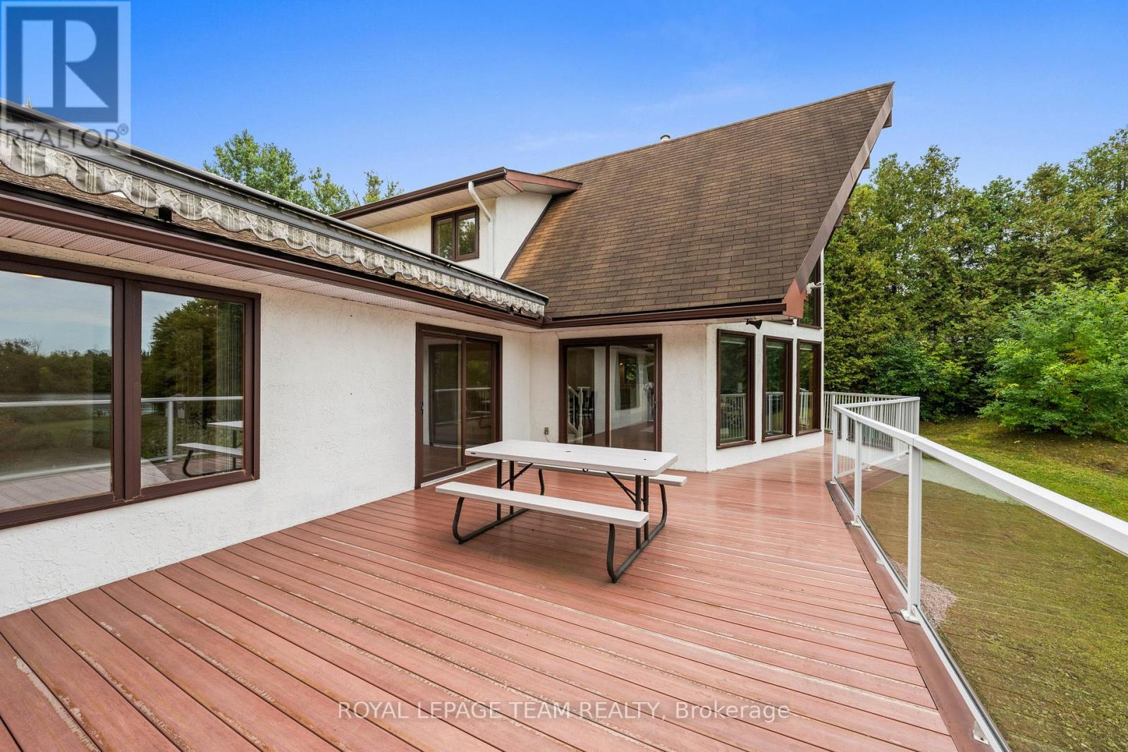 1376 River Road