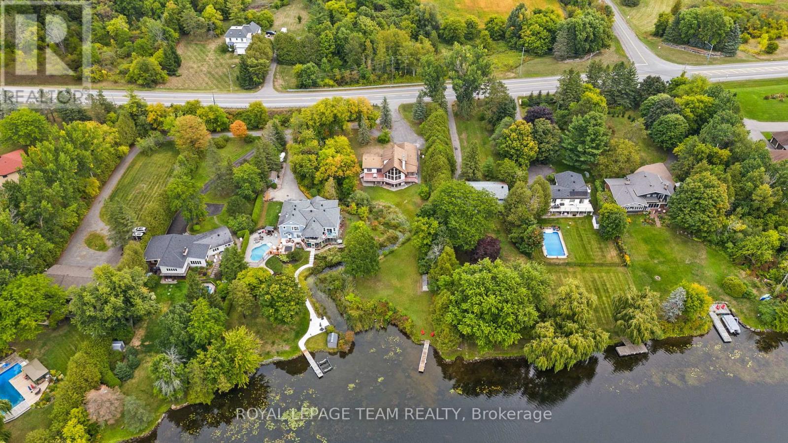 1376 River Road