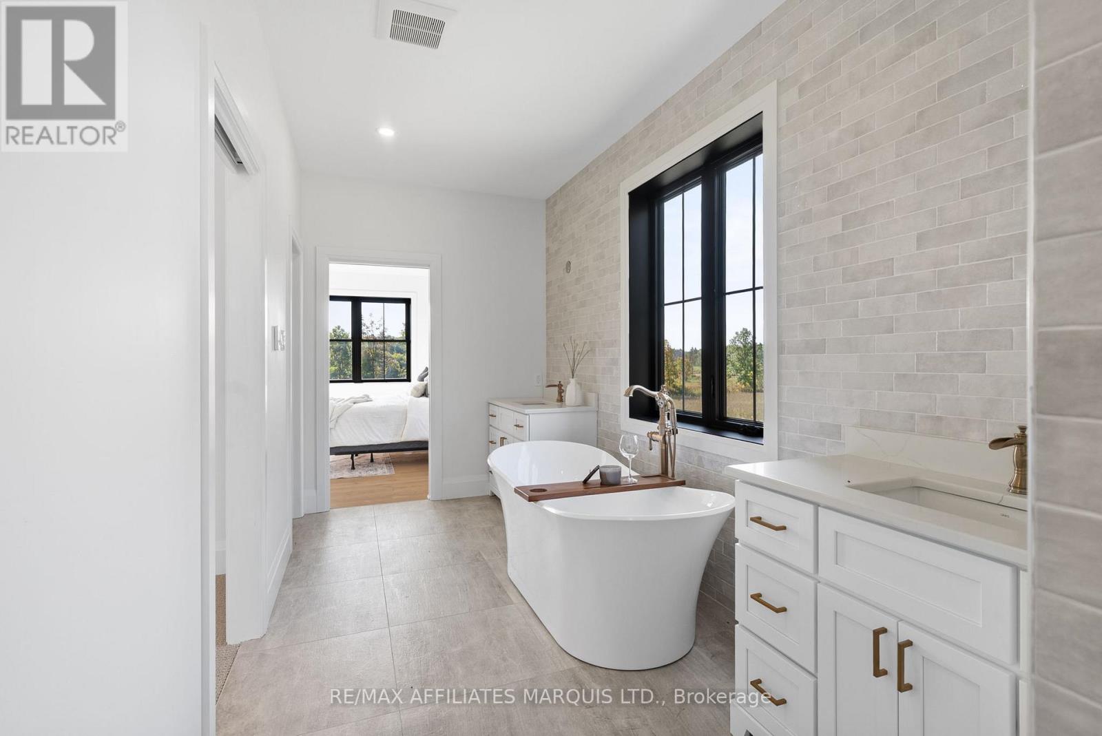 3978 Squire Road