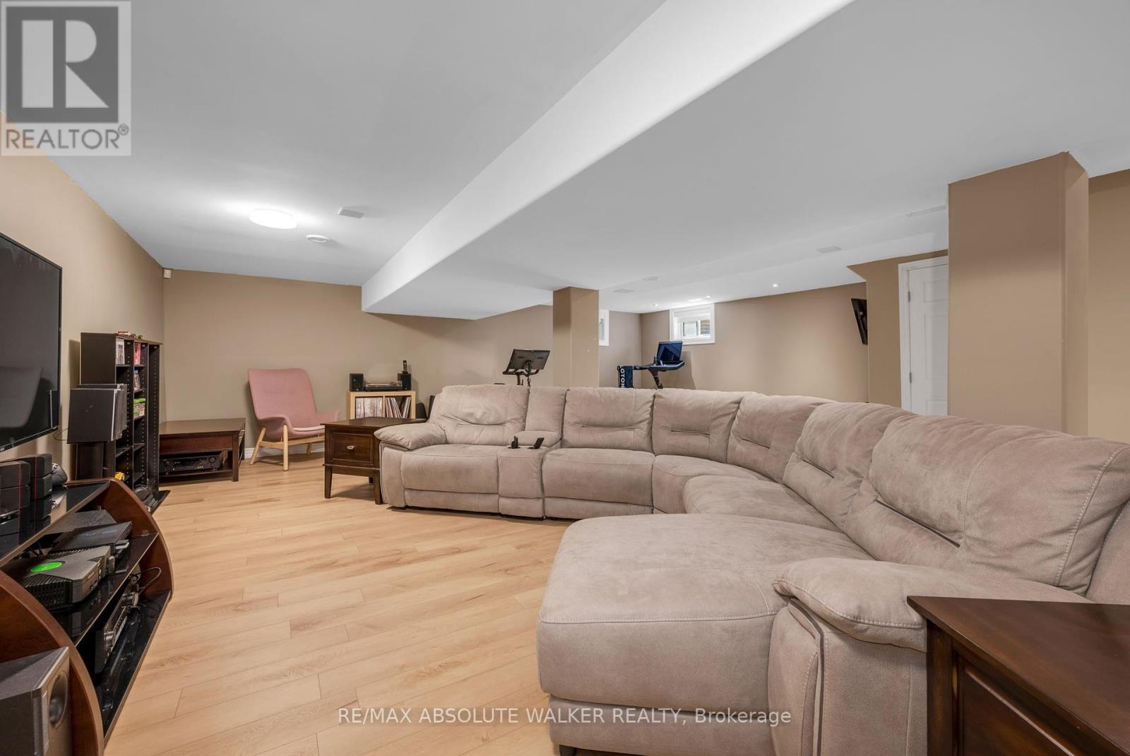 1010 Kirkwood Avenue