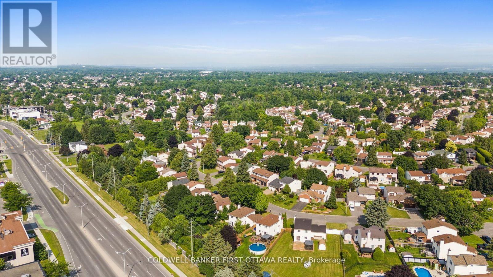 1883 Des Prairies Avenue