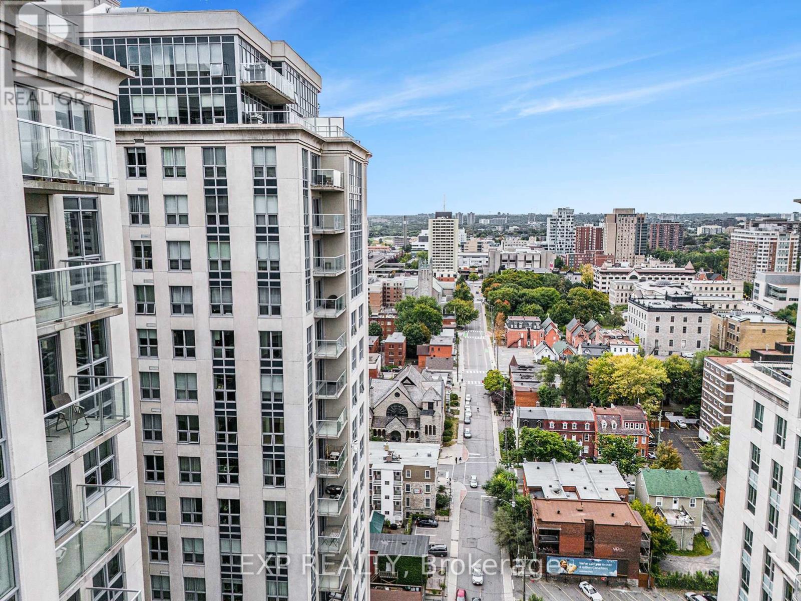 2509 - 242 Rideau Street