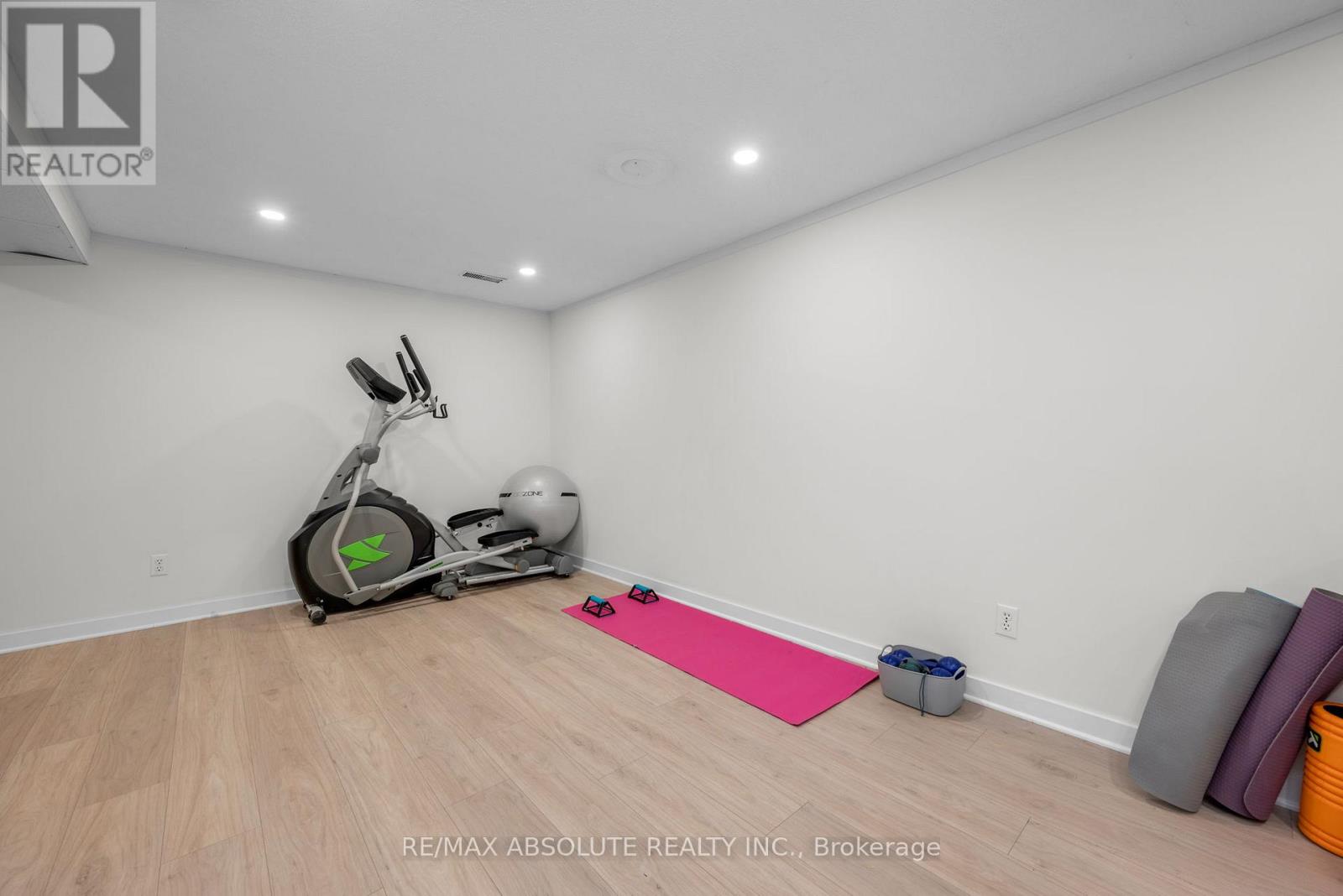 22 Inuvik Crescent
