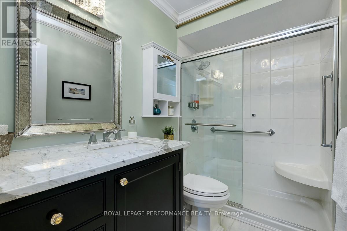 3 Parkland Crescent