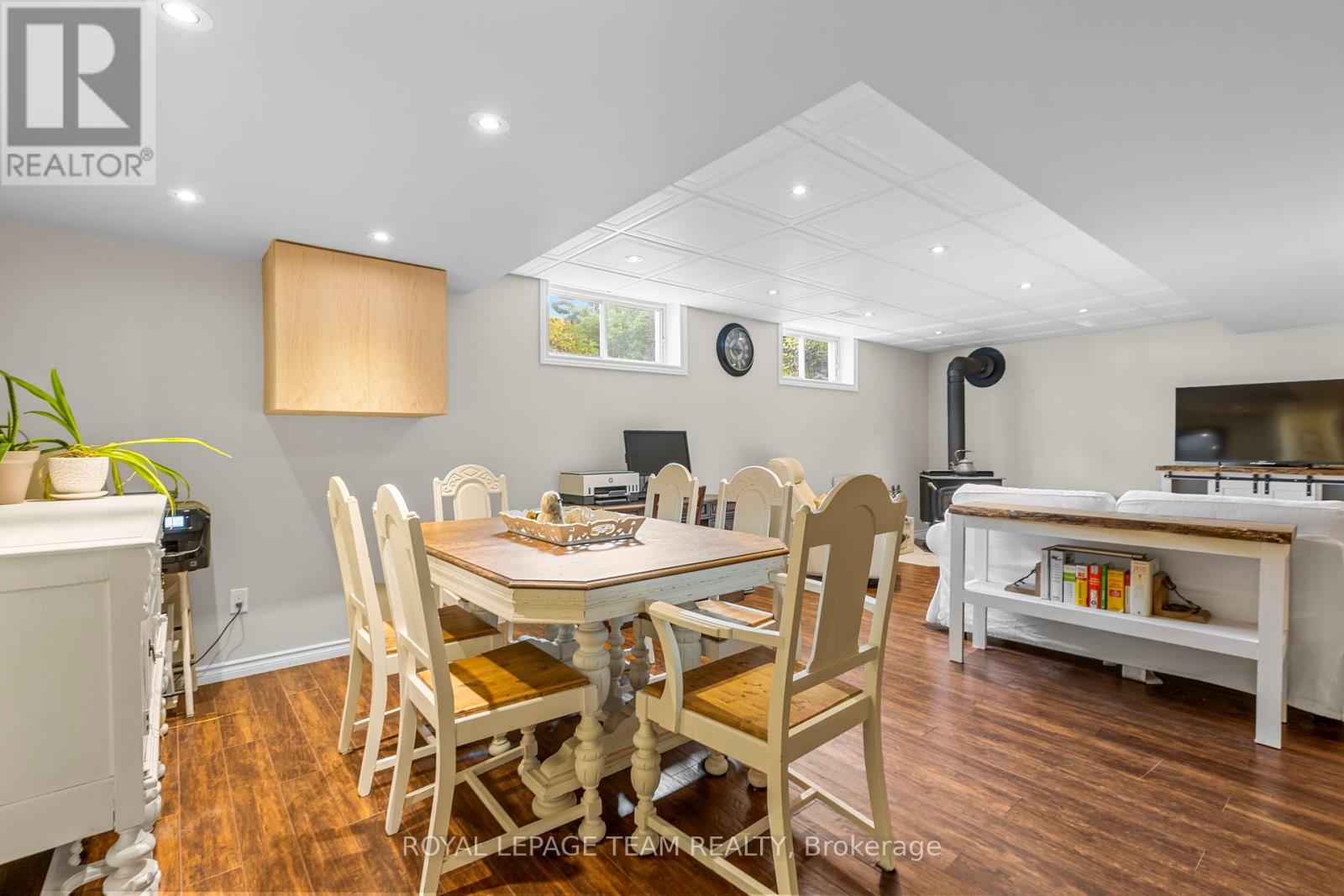 15 Empress Drive