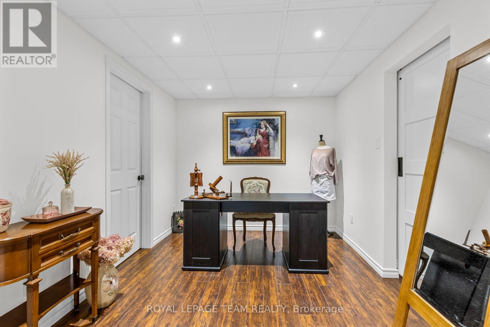 15 Empress Drive