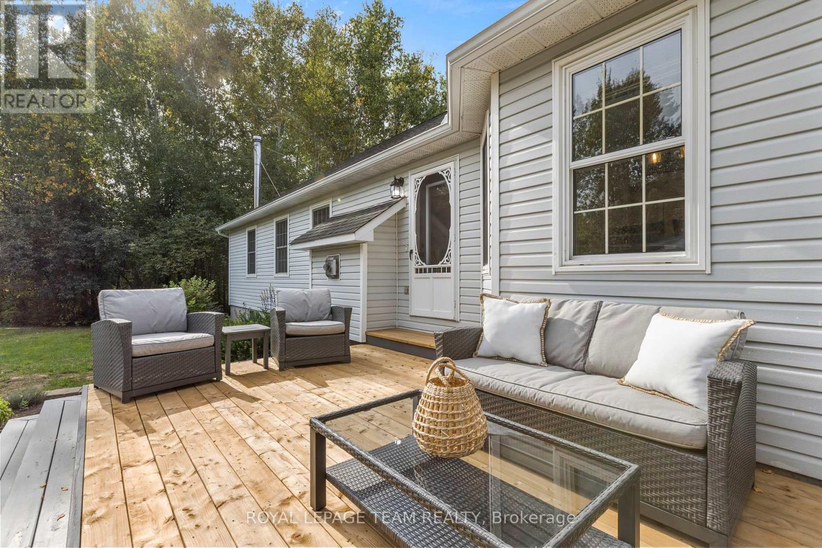 15 Empress Drive