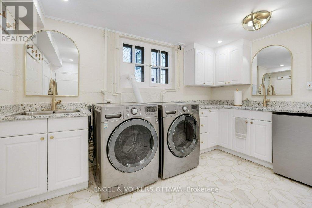 386 Ashbury Road