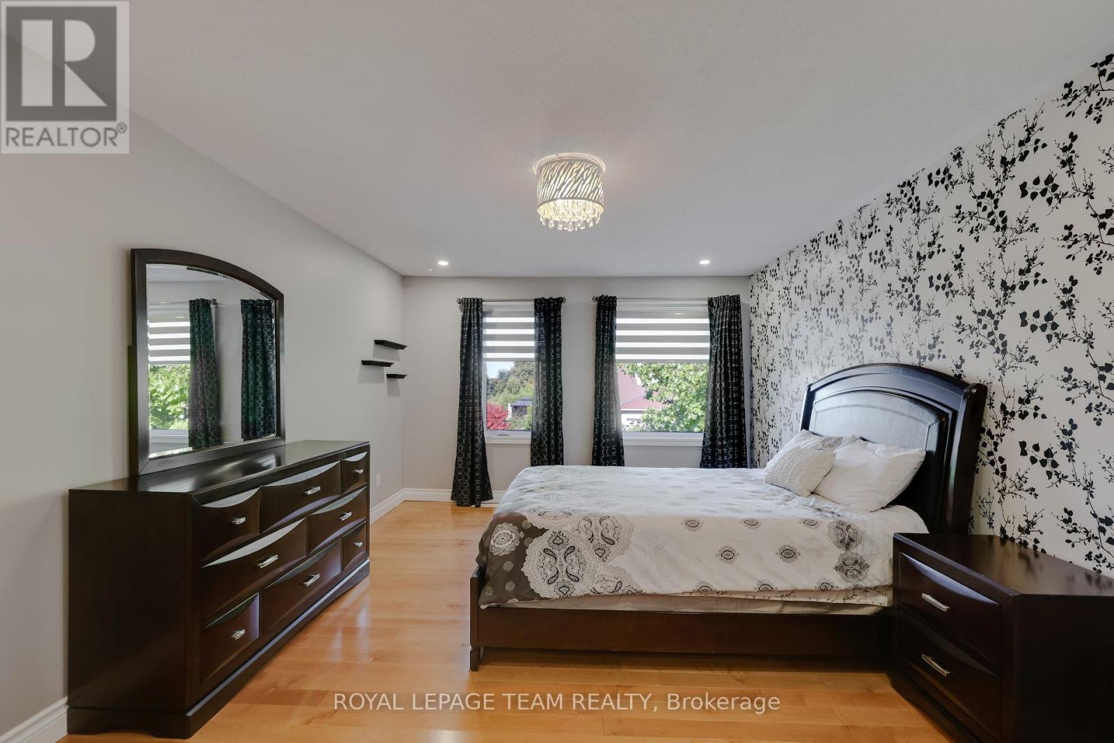 36 Keighley Circle