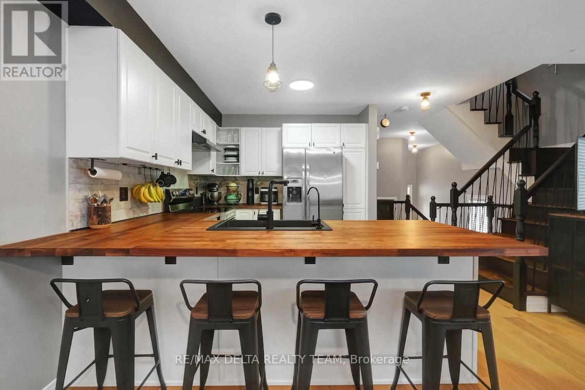 244 Parkrose Private