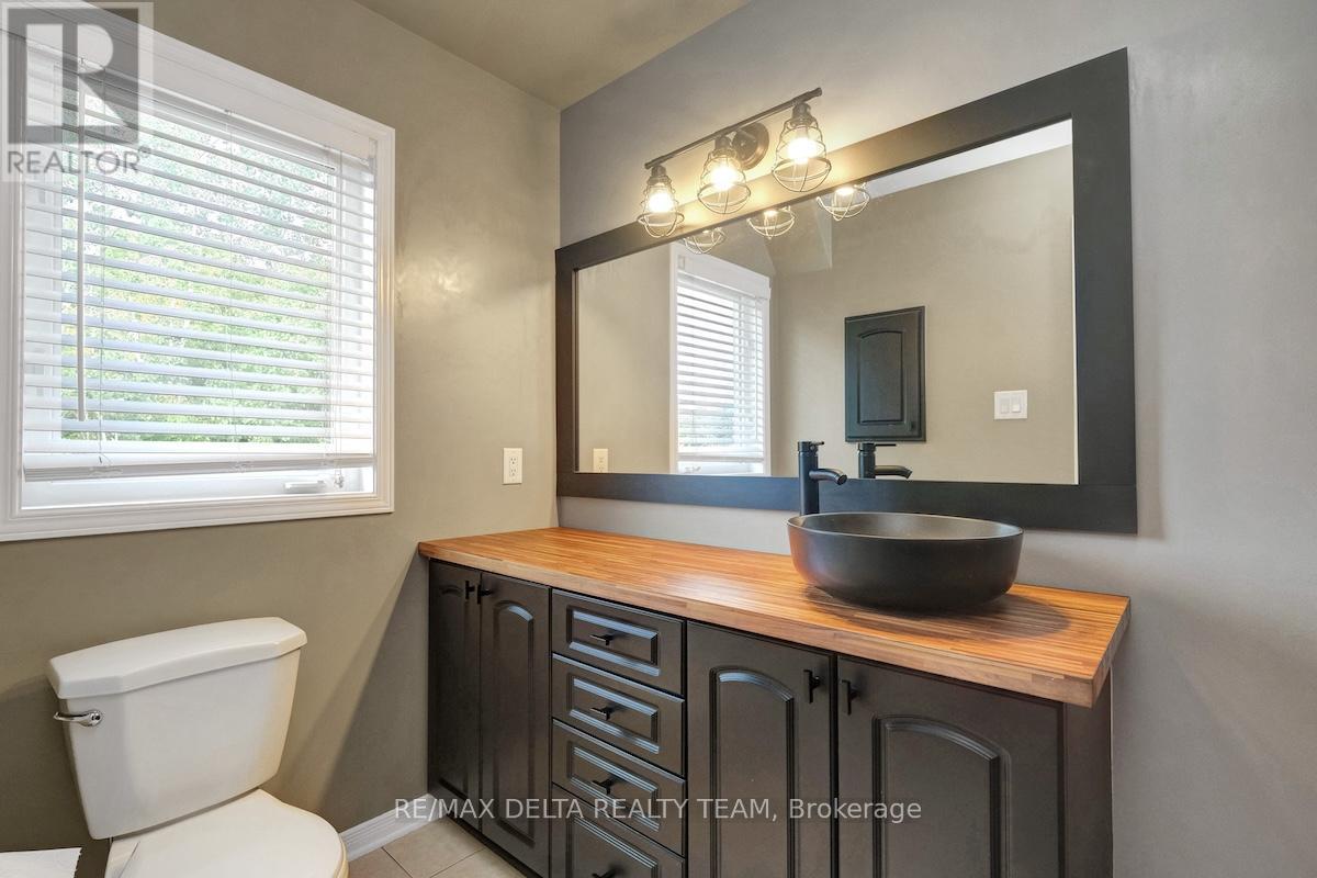 244 Parkrose Private