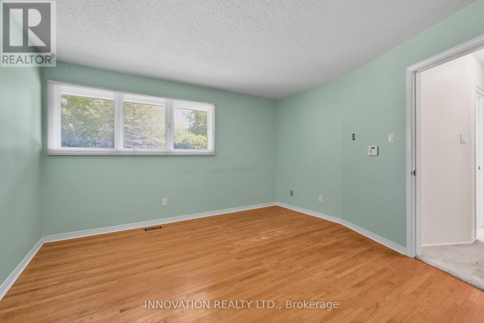 14 Chimo Drive