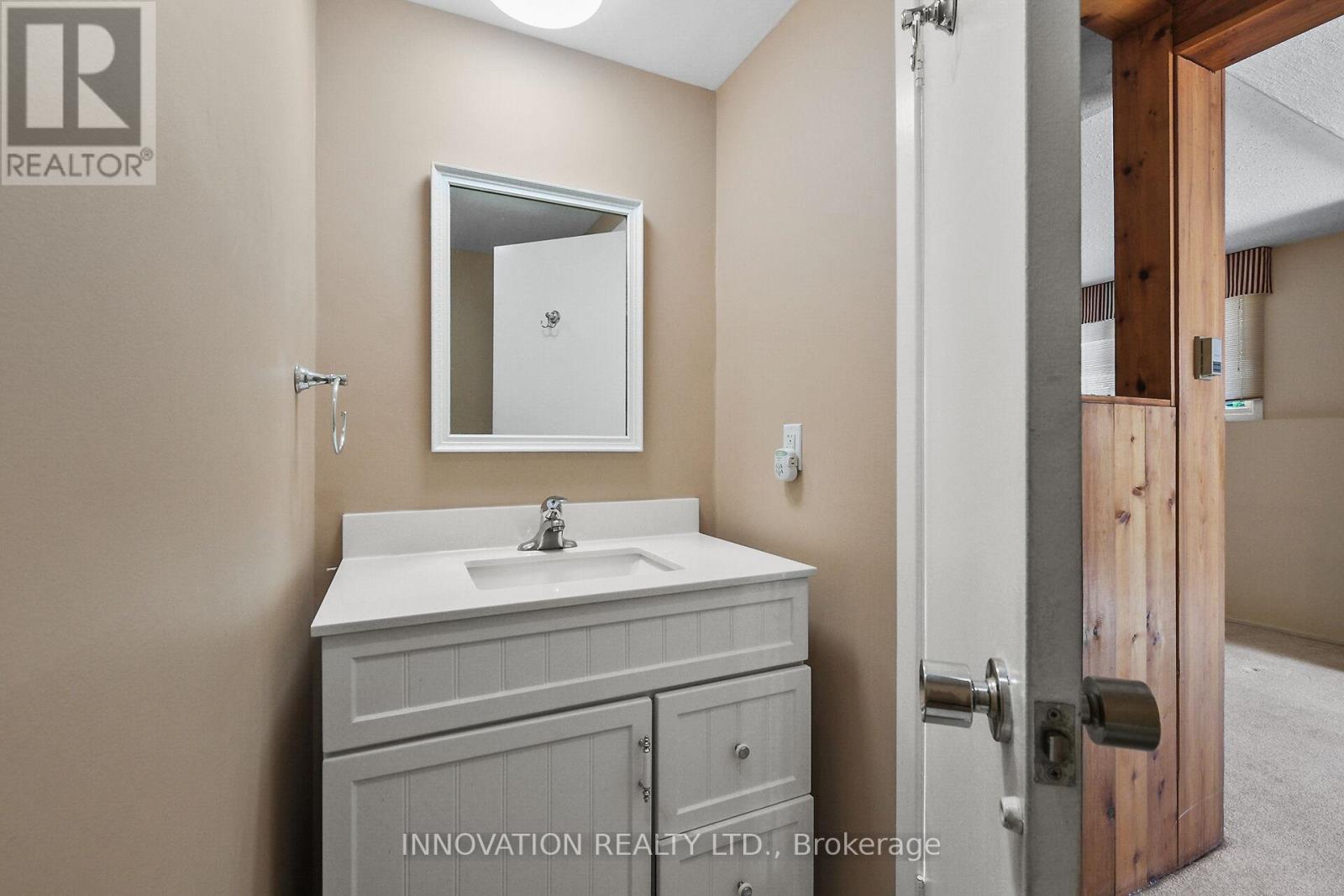 14 Chimo Drive