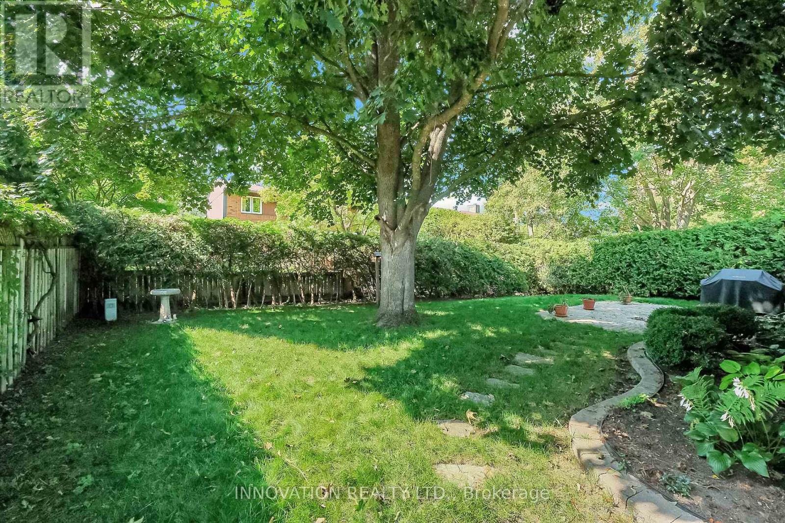 14 Chimo Drive