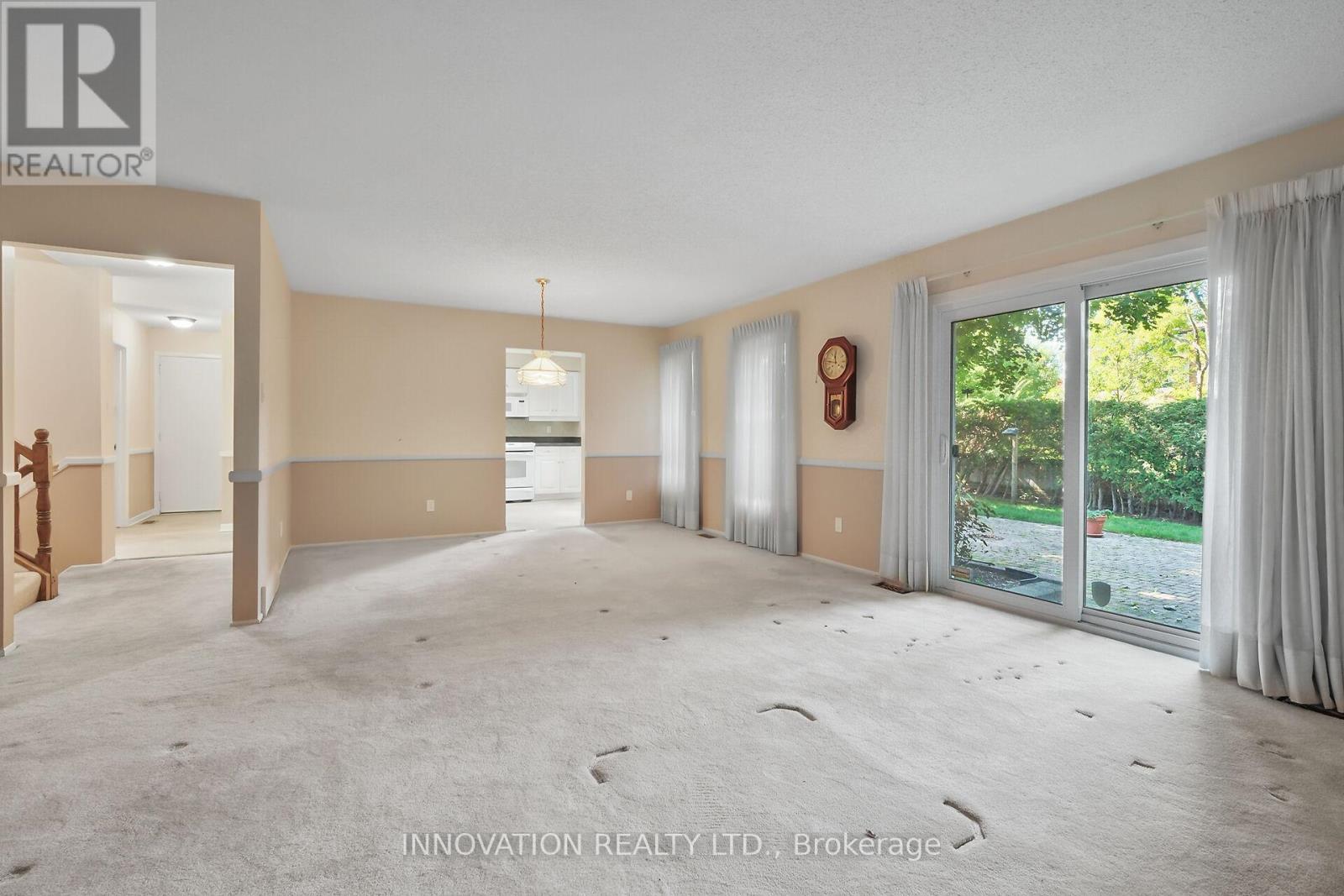 14 Chimo Drive