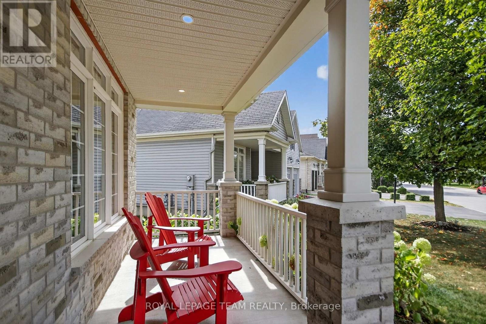 128 Chenoa Way