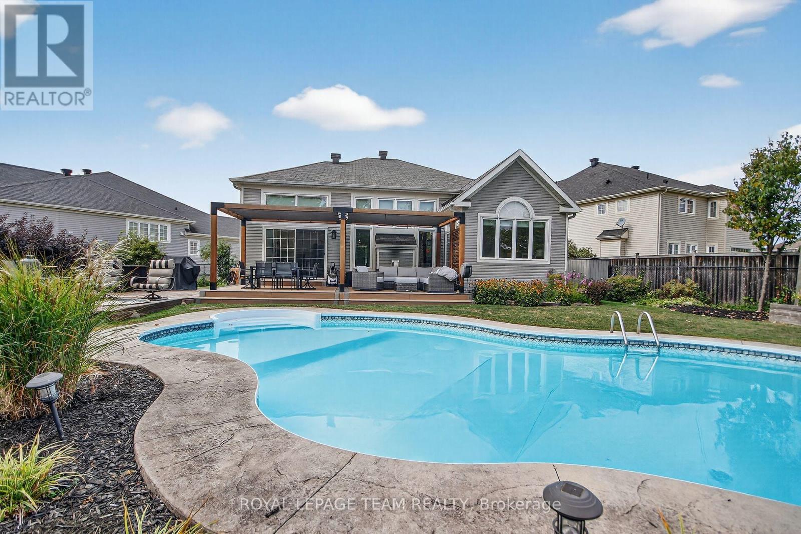 128 Chenoa Way
