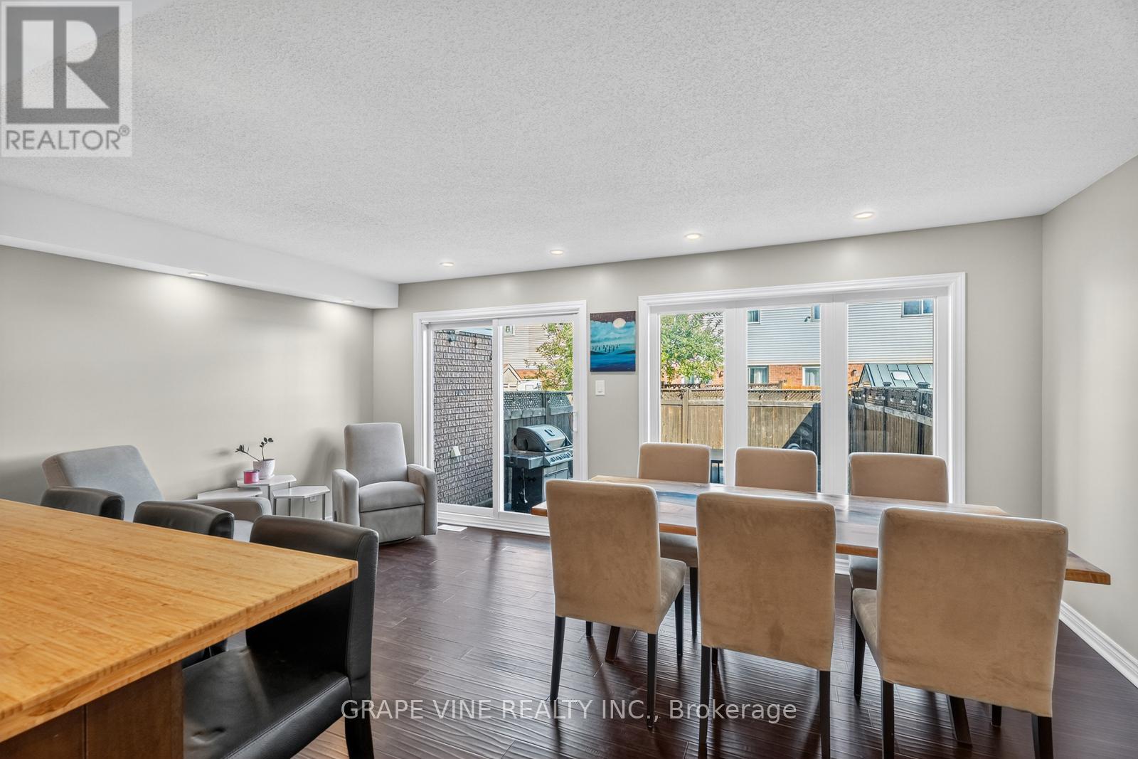 204 Hunterswood Crescent
