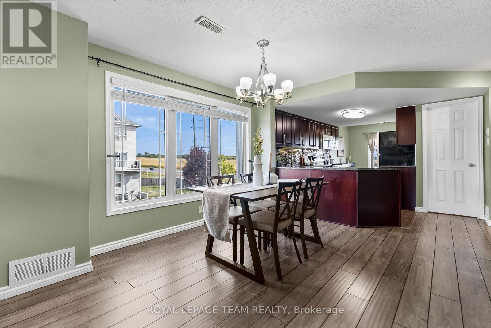 368 Crownridge Drive