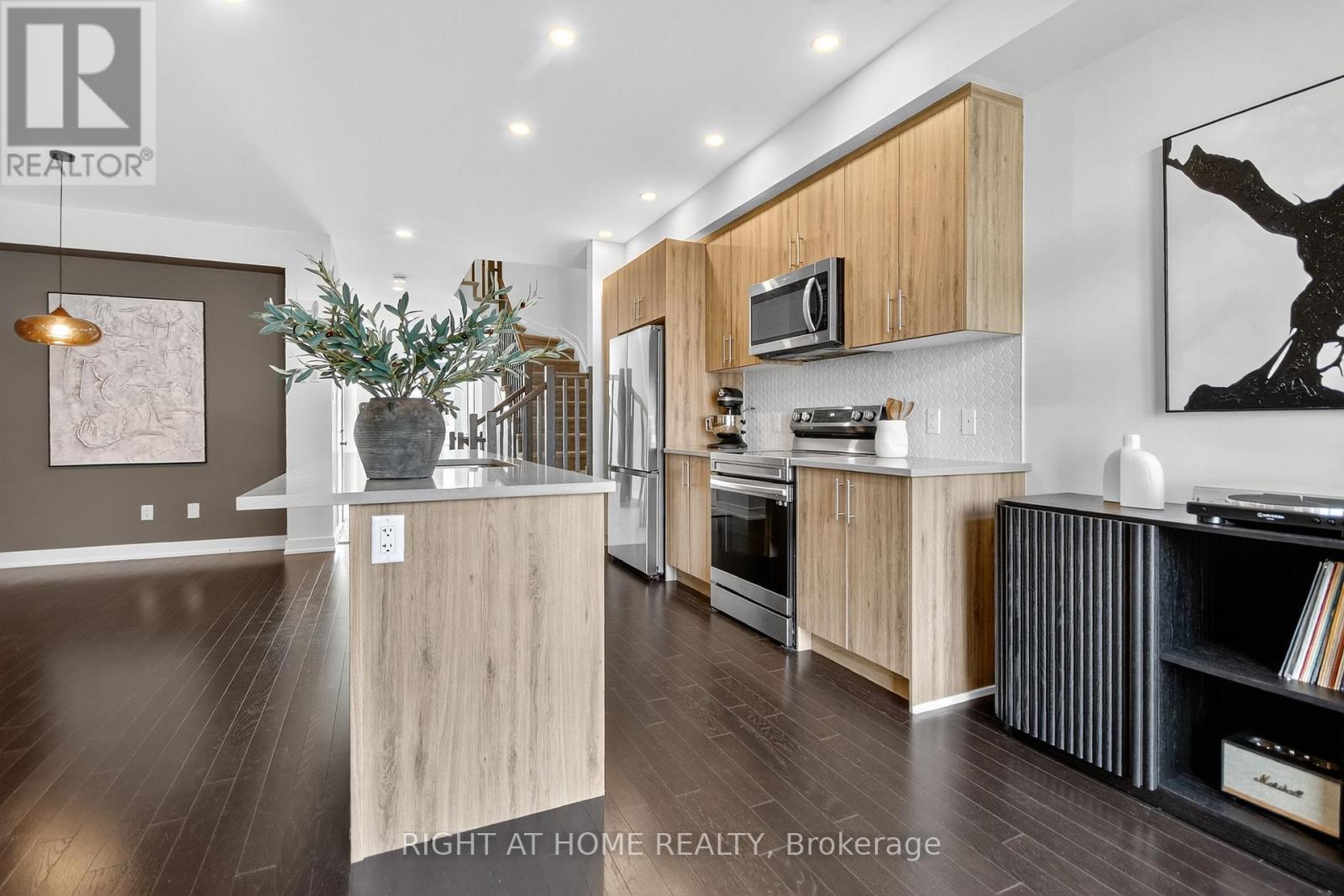 2329 Goldhawk Drive