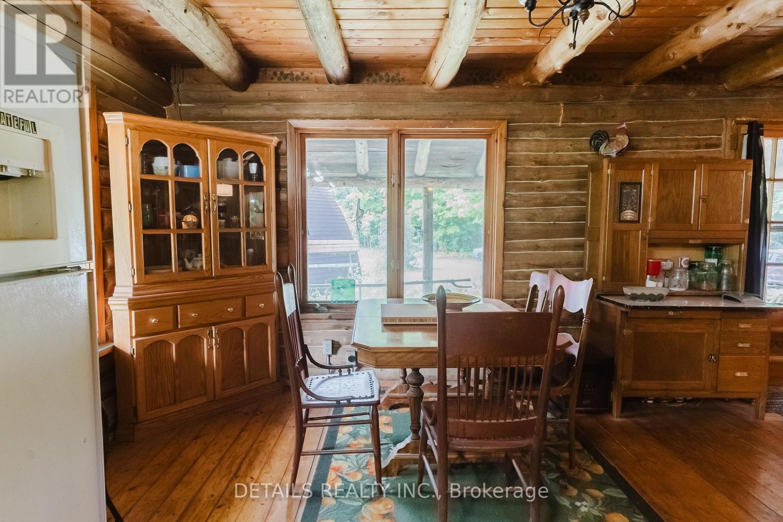 1502 Drummond Con 10a Road W