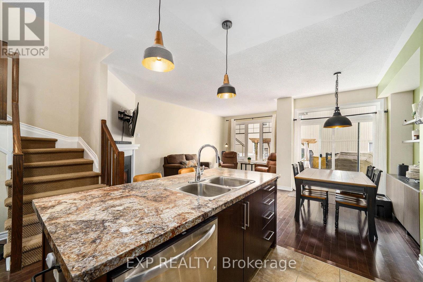 203 Brambling Way