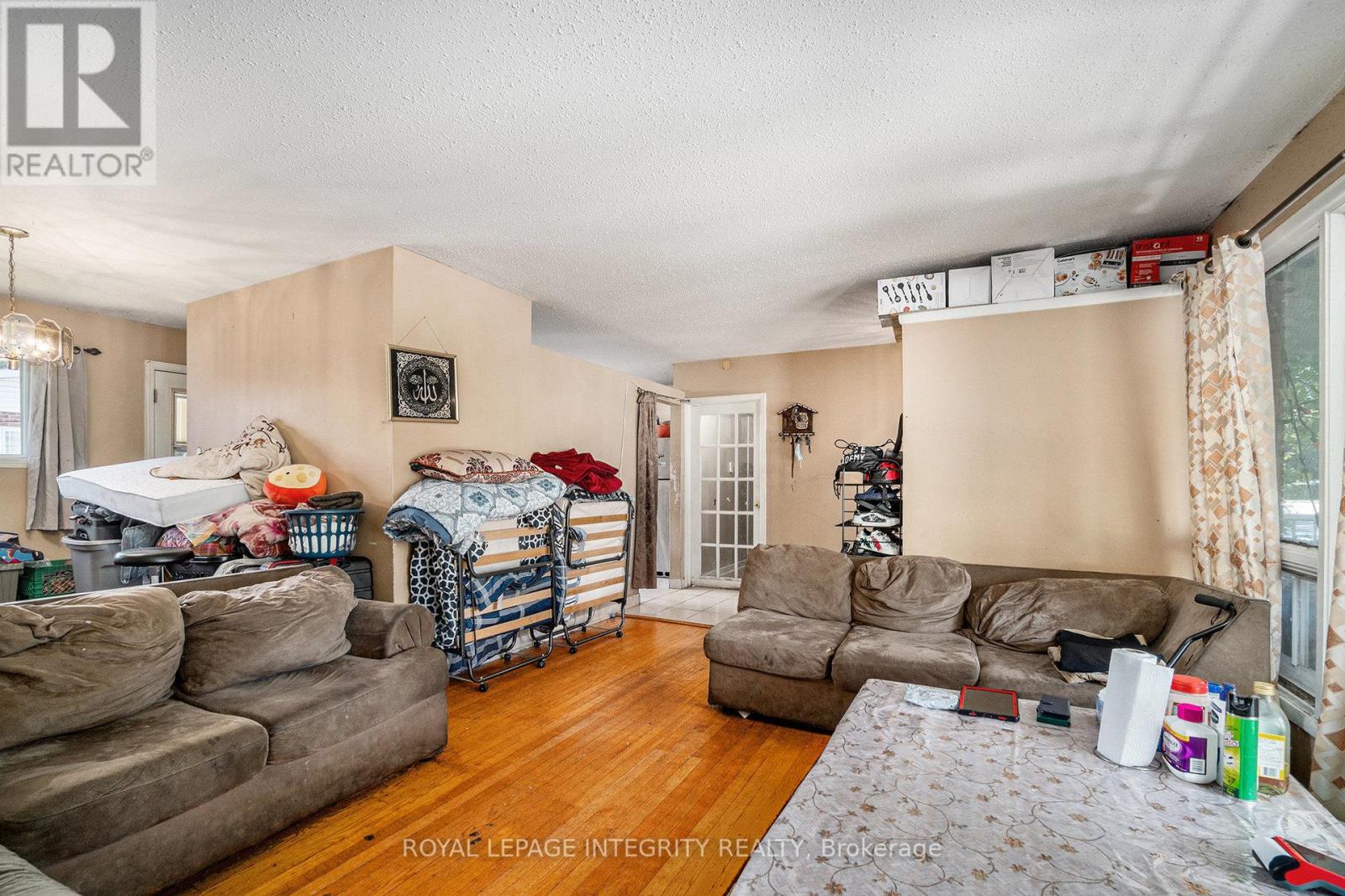 1136 Deer Park Road