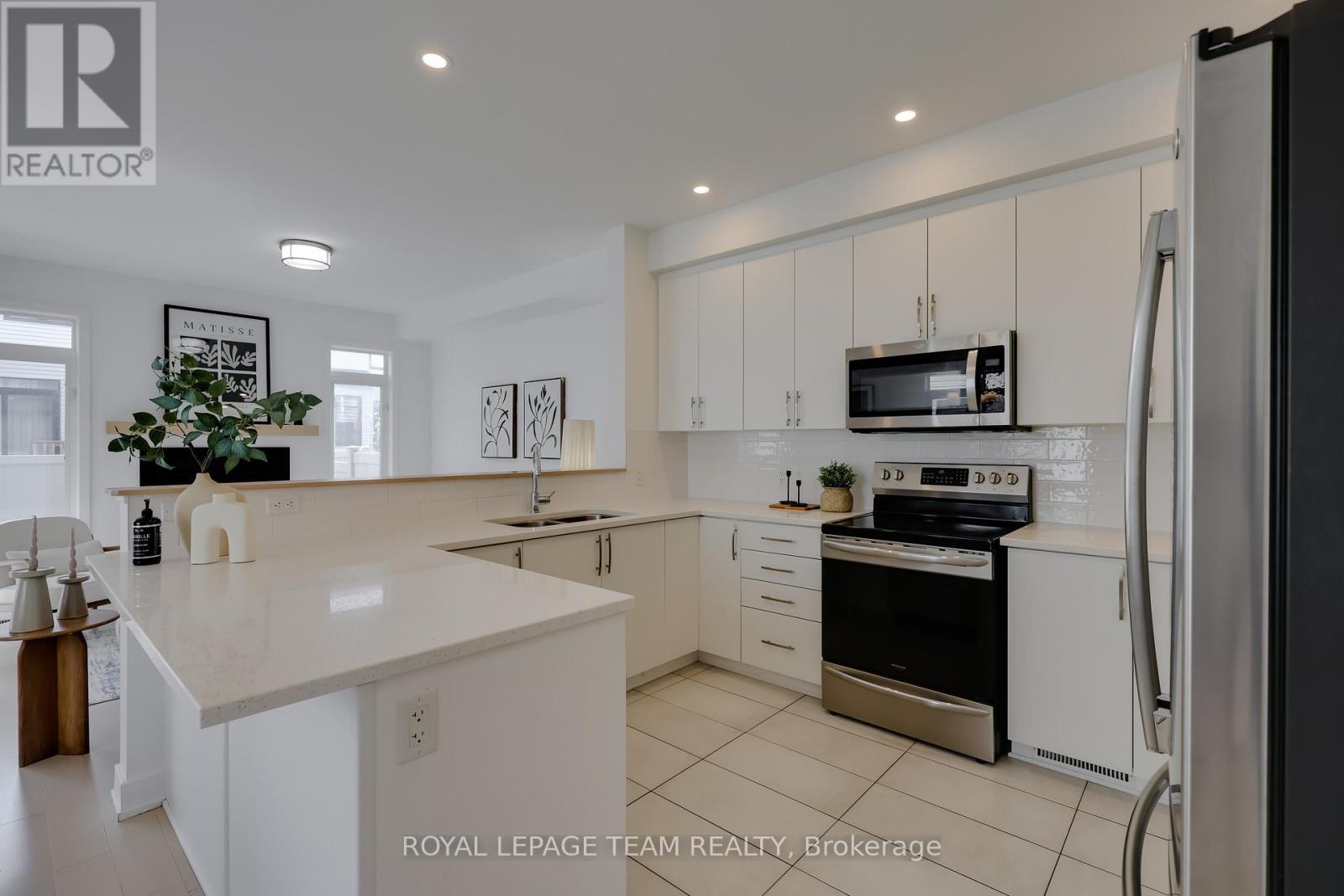 856 Clapham Terrace