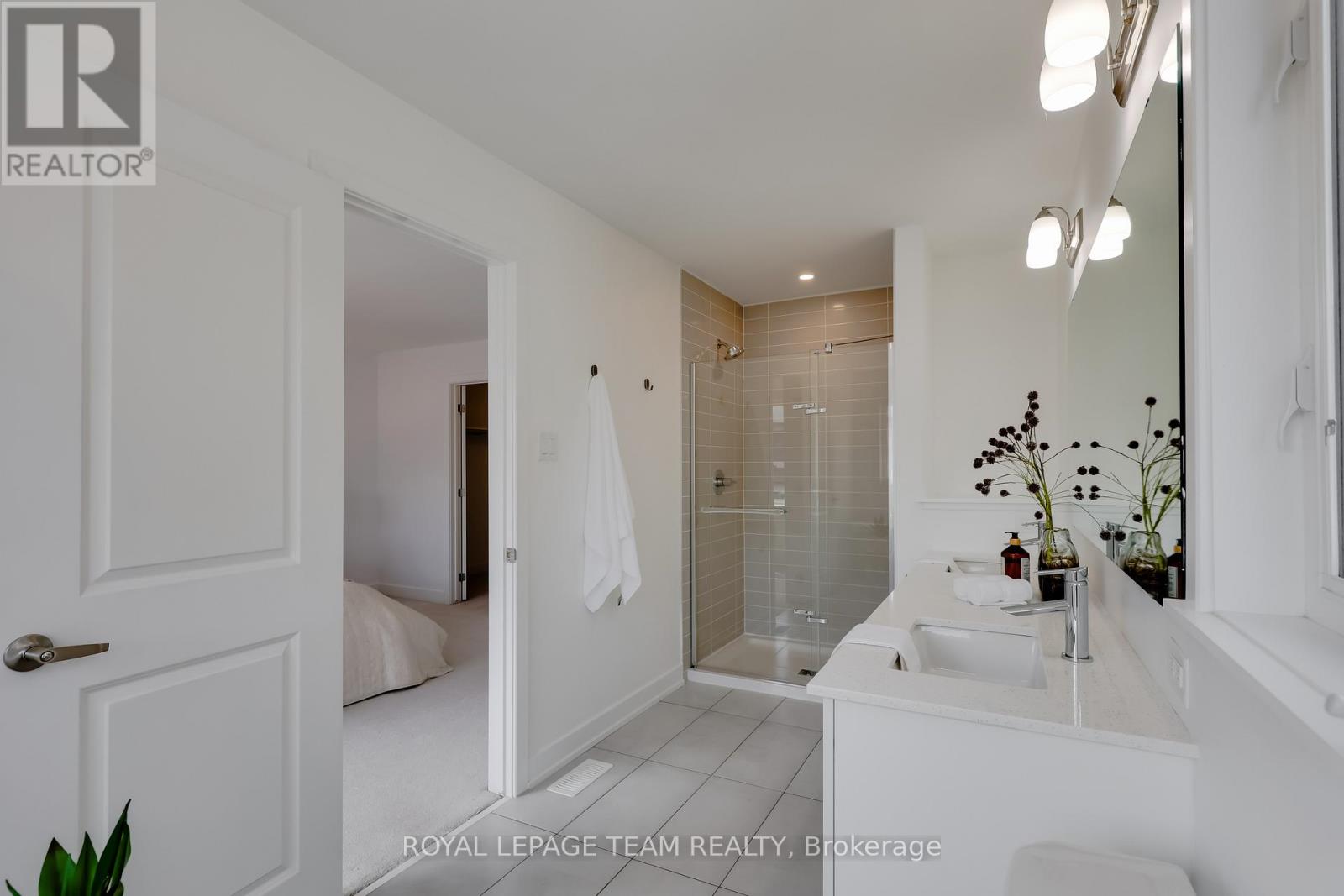 856 Clapham Terrace