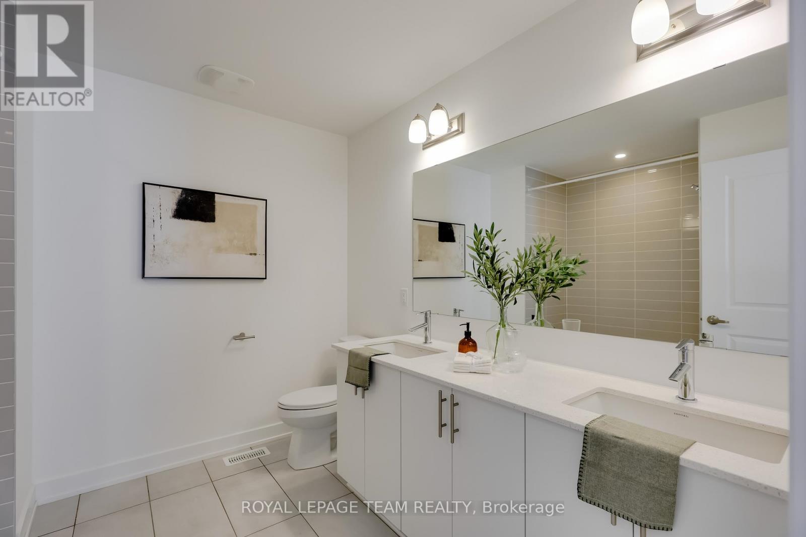 856 Clapham Terrace