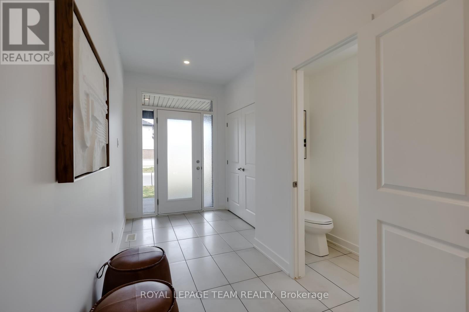 856 Clapham Terrace