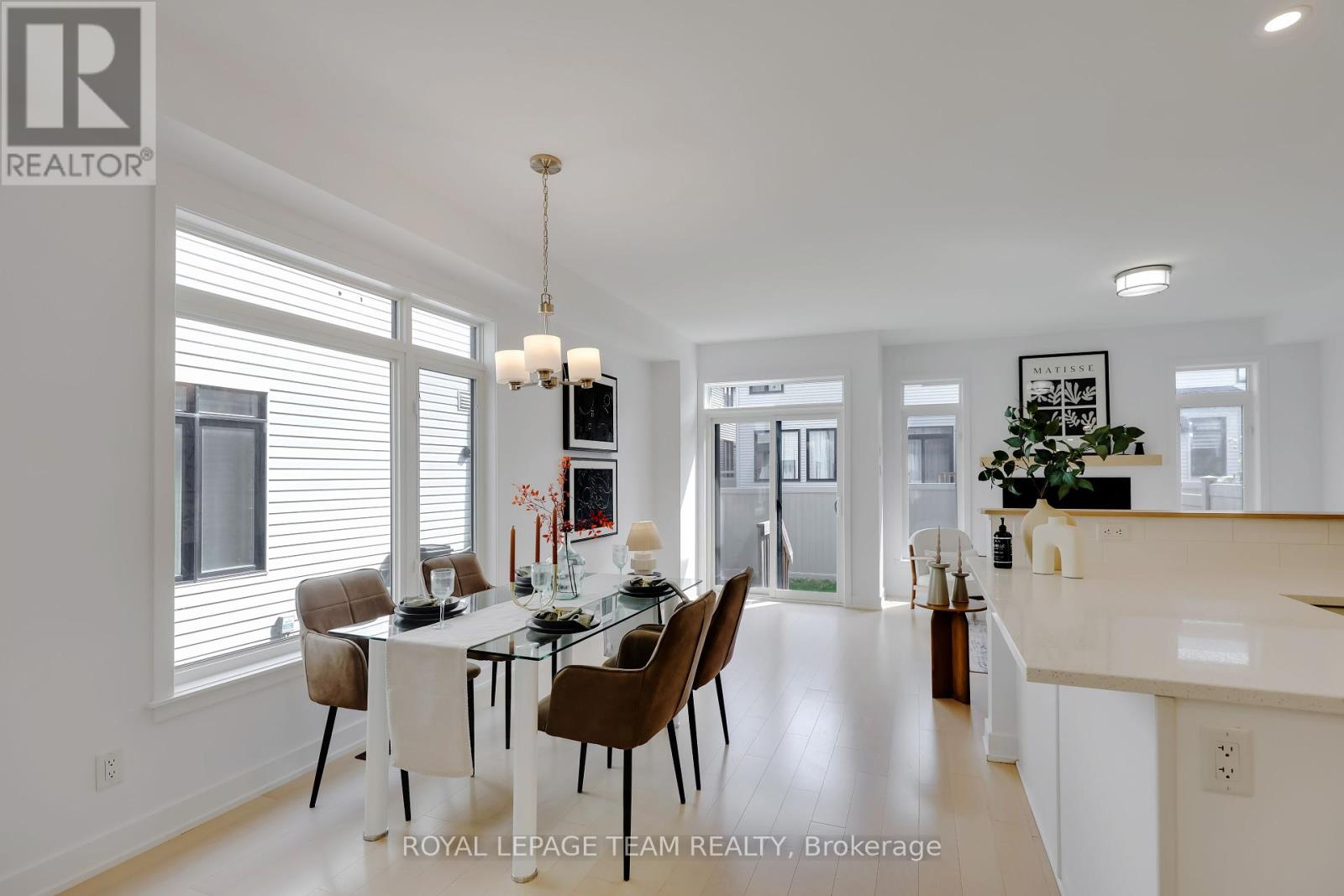 856 Clapham Terrace