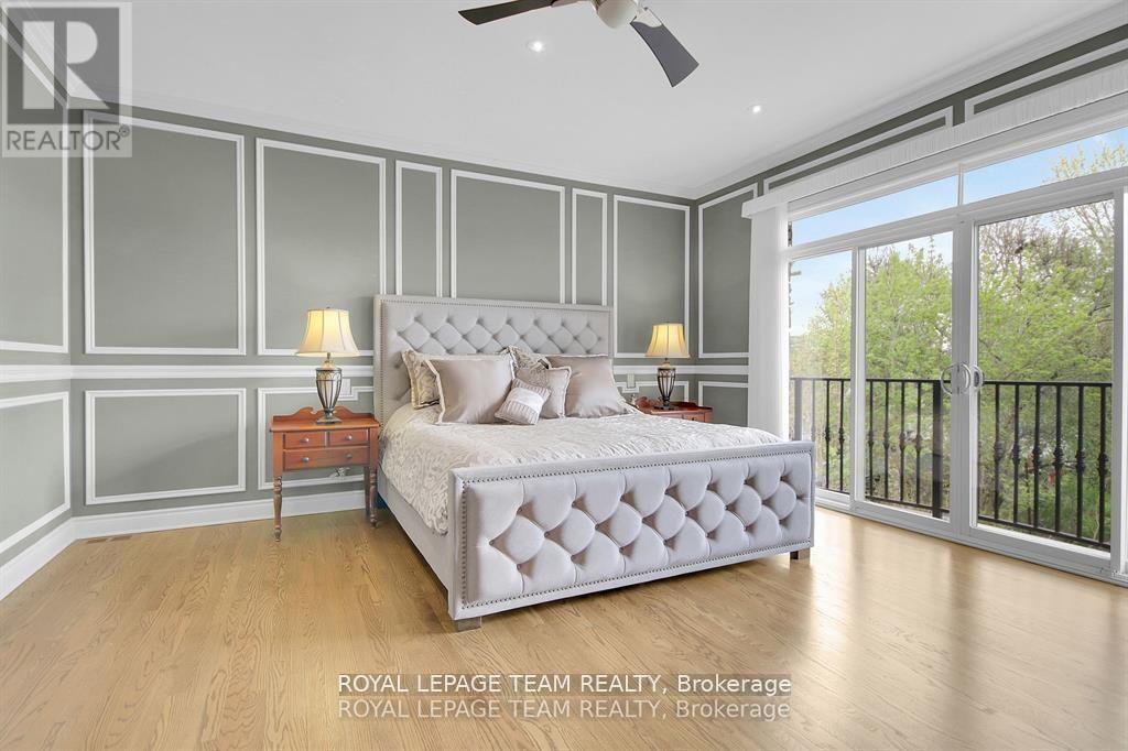 5591 Manotick Main Street