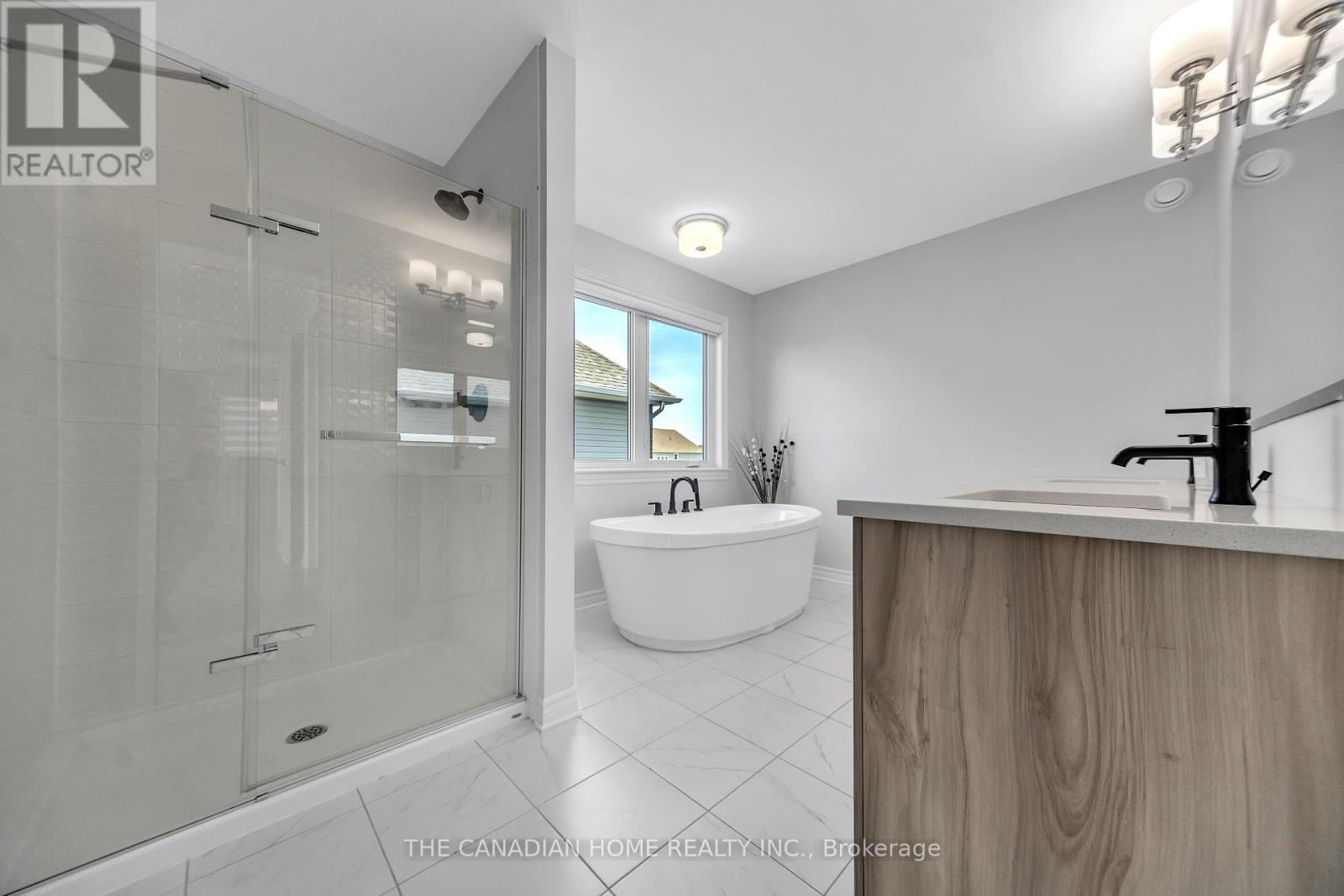 711 Moonflower Crescent