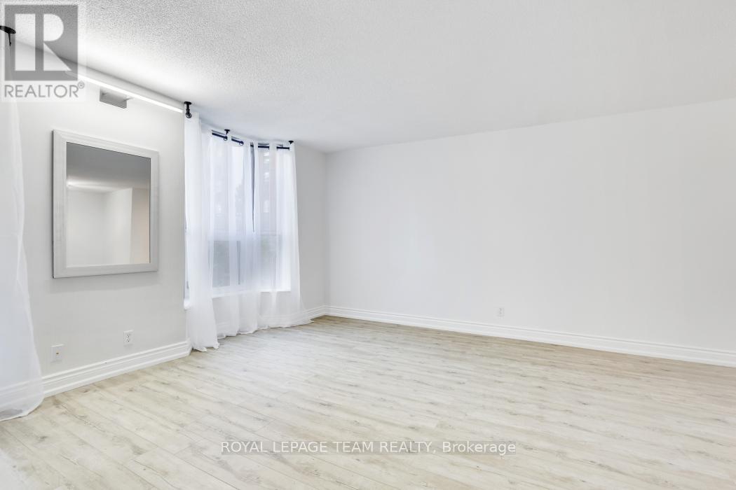 113 - 2951 Riverside Drive