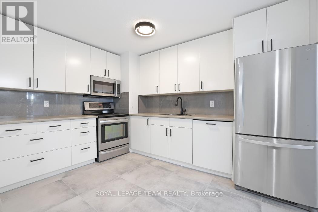 113 - 2951 Riverside Drive