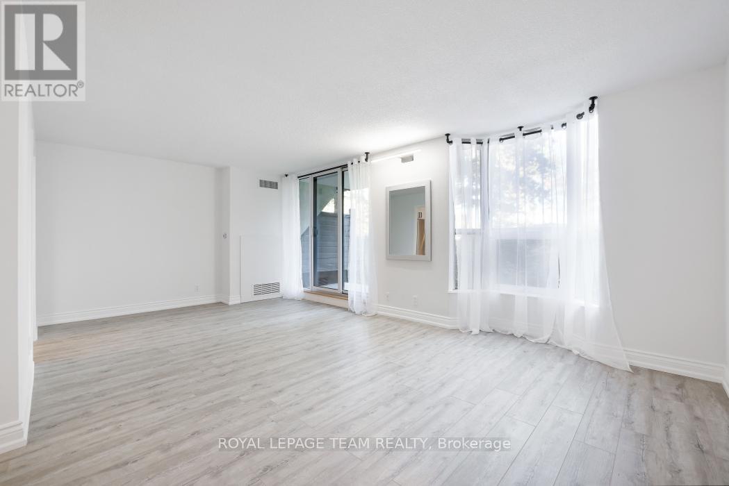 113 - 2951 Riverside Drive