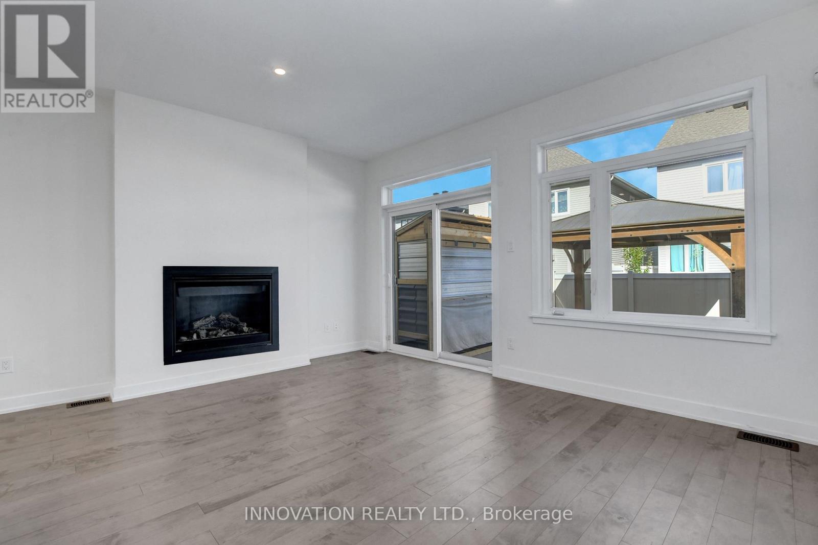 565 Bobolink Ridge