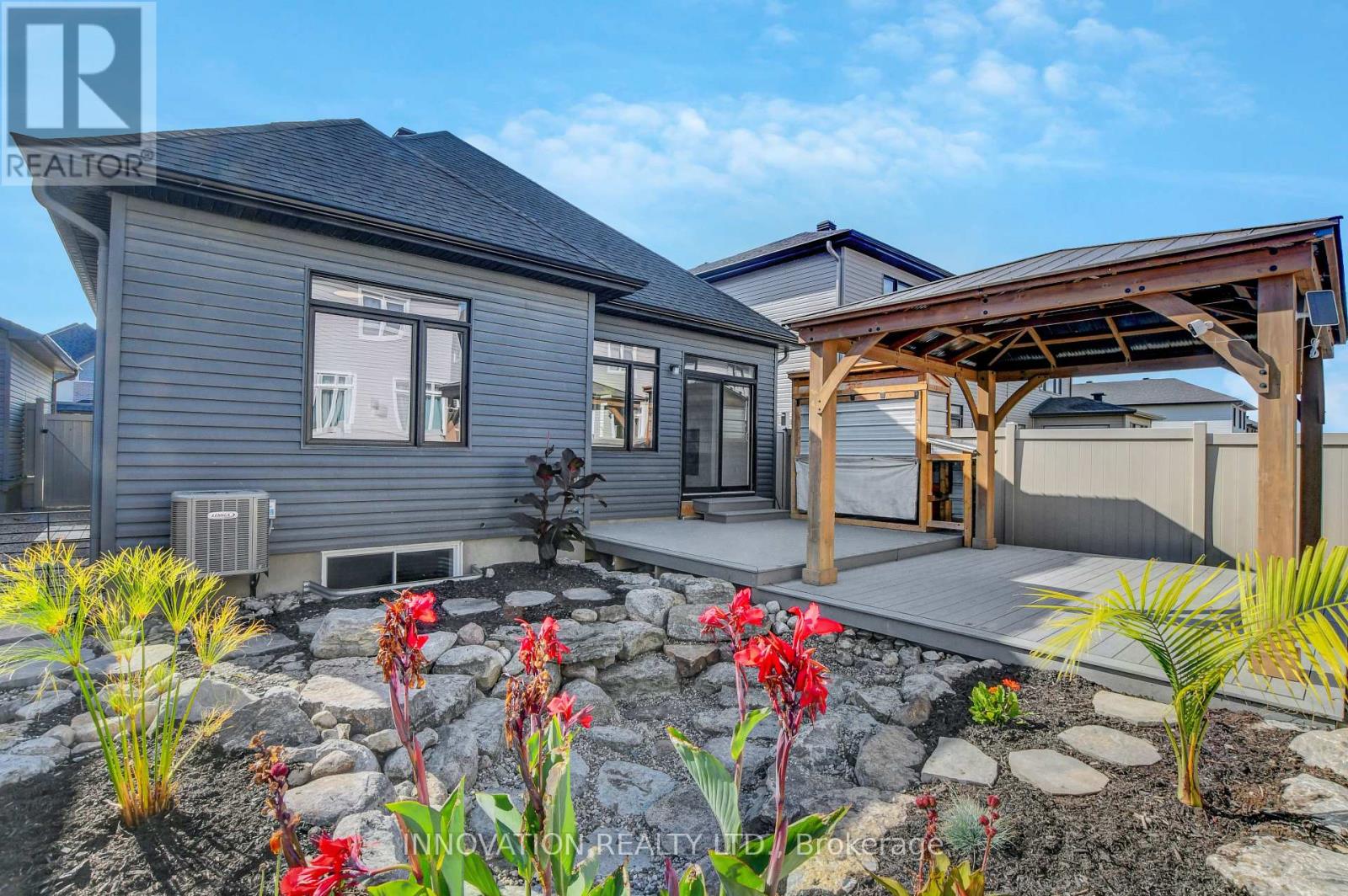 565 Bobolink Ridge