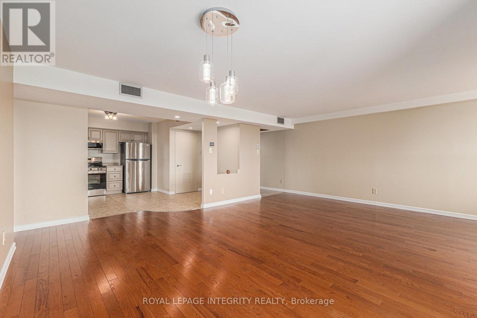 602 - 50 Emmerson Avenue
