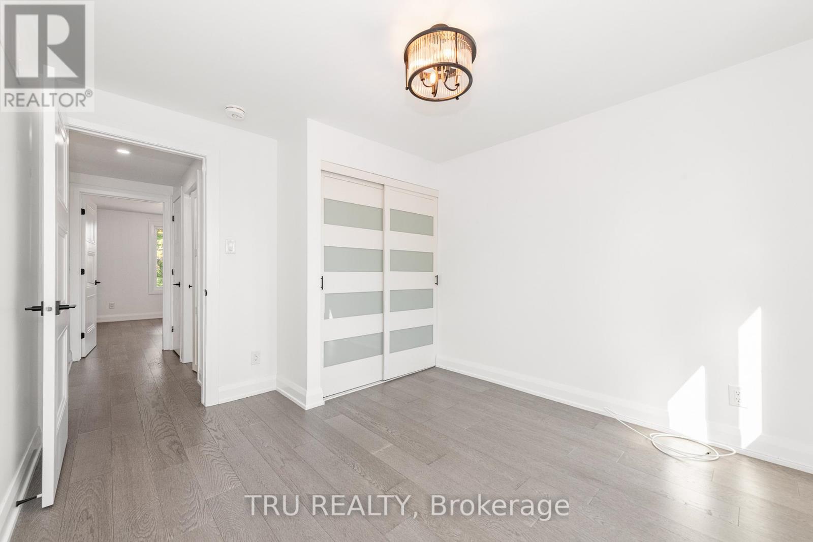 381 North River Road