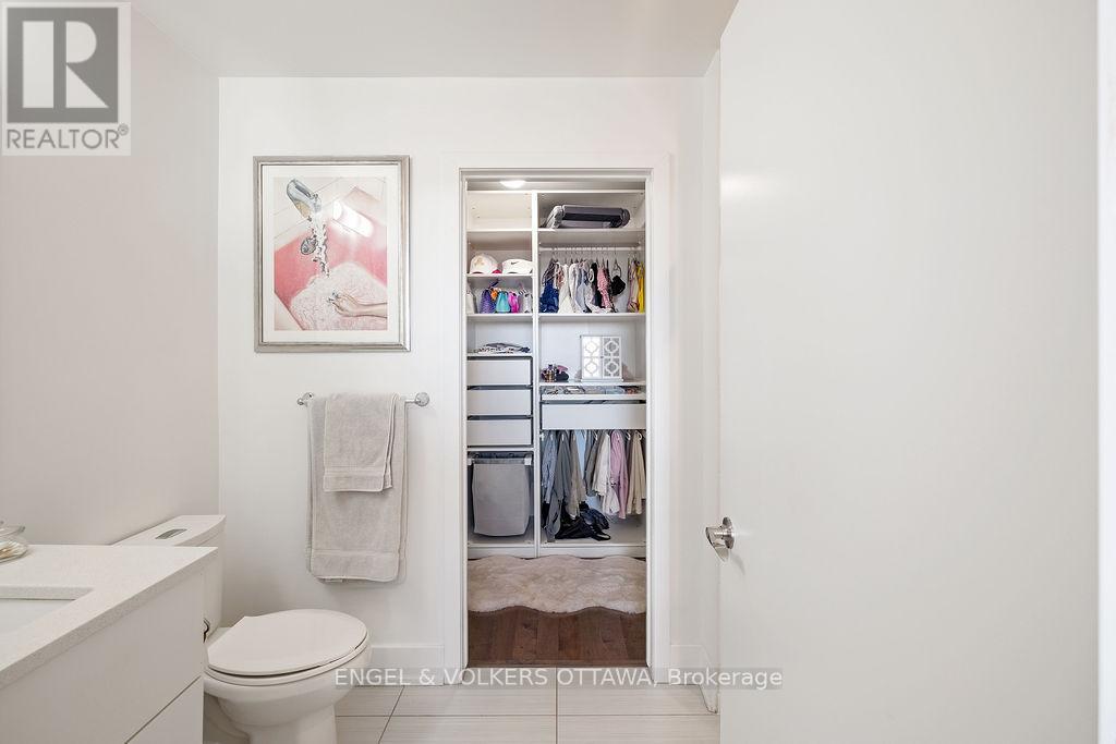 809 - 88 Richmond Road