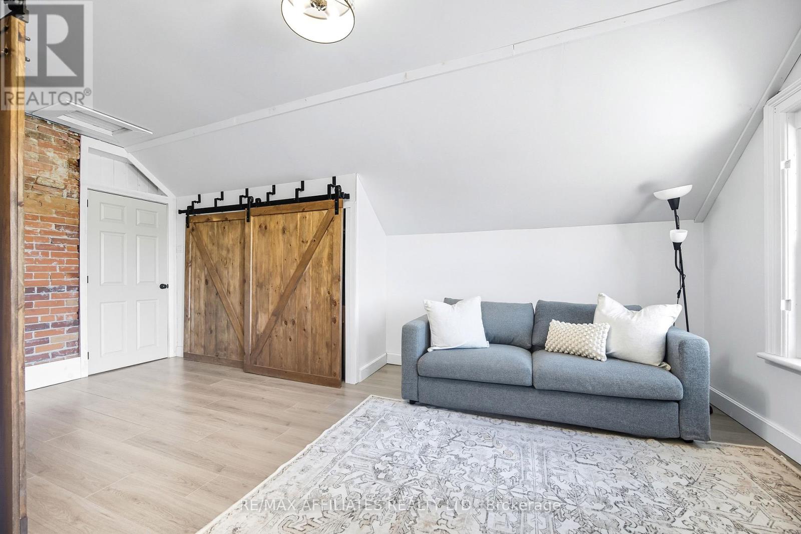 3155 Drummond Con 8a Road