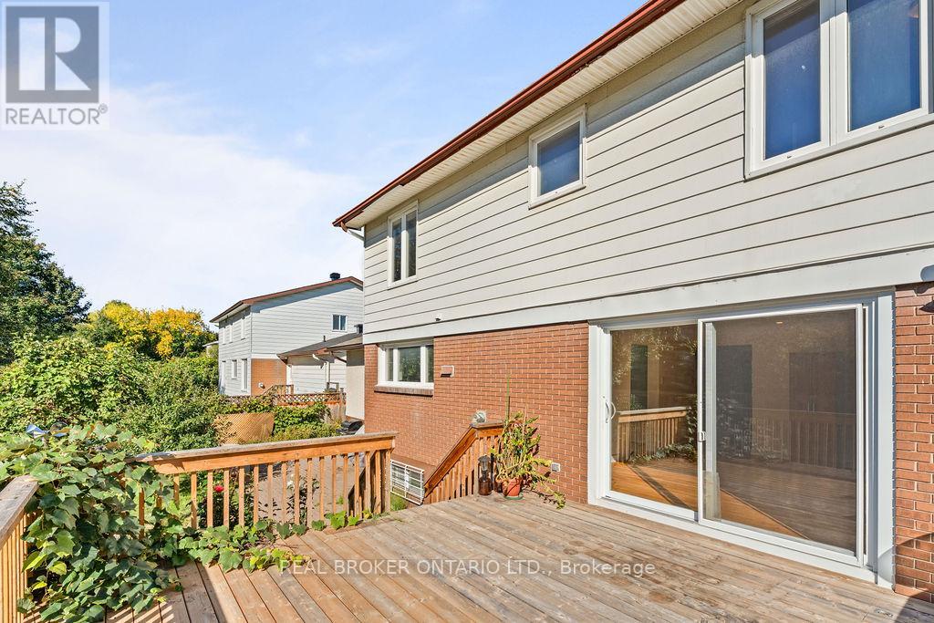 99 Queensline Drive