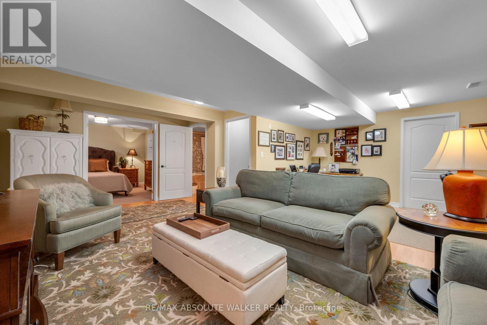 841 Scala Avenue