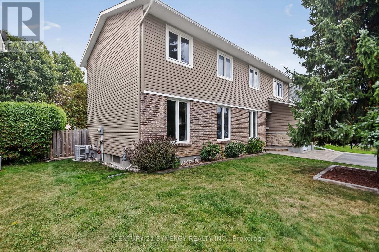 61 Fieldgate Drive